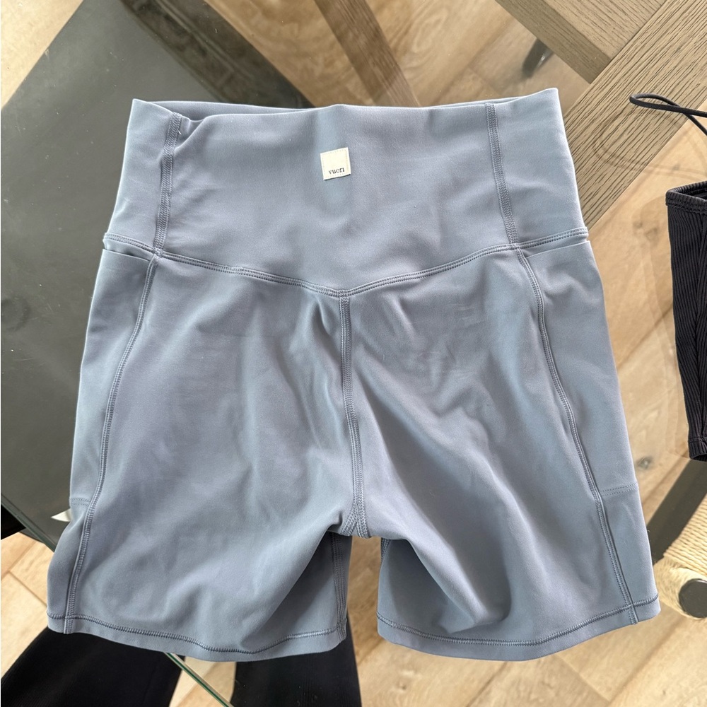 Vuori High-Waisted Gray Women's Shorts